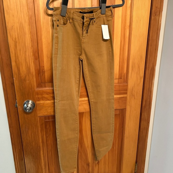 NWT Liverpool Cappuccino Jeans Size 0/25 - Picture 1 of 1